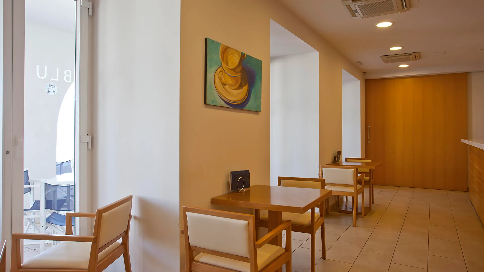 Hotel Playa Azul Cala En Porter