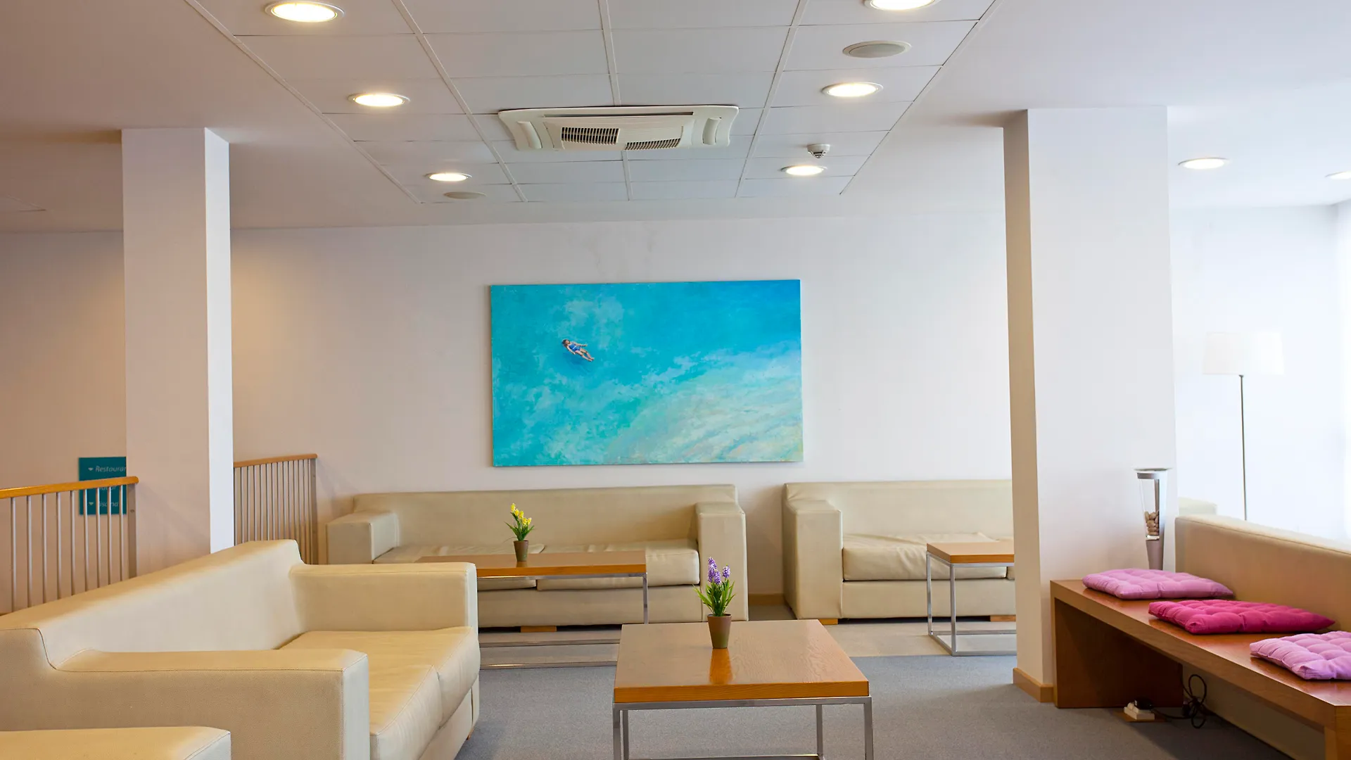 Отель Seth Playa Azul Cala En Porter  Испания